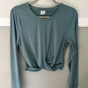 Athleta front twist top